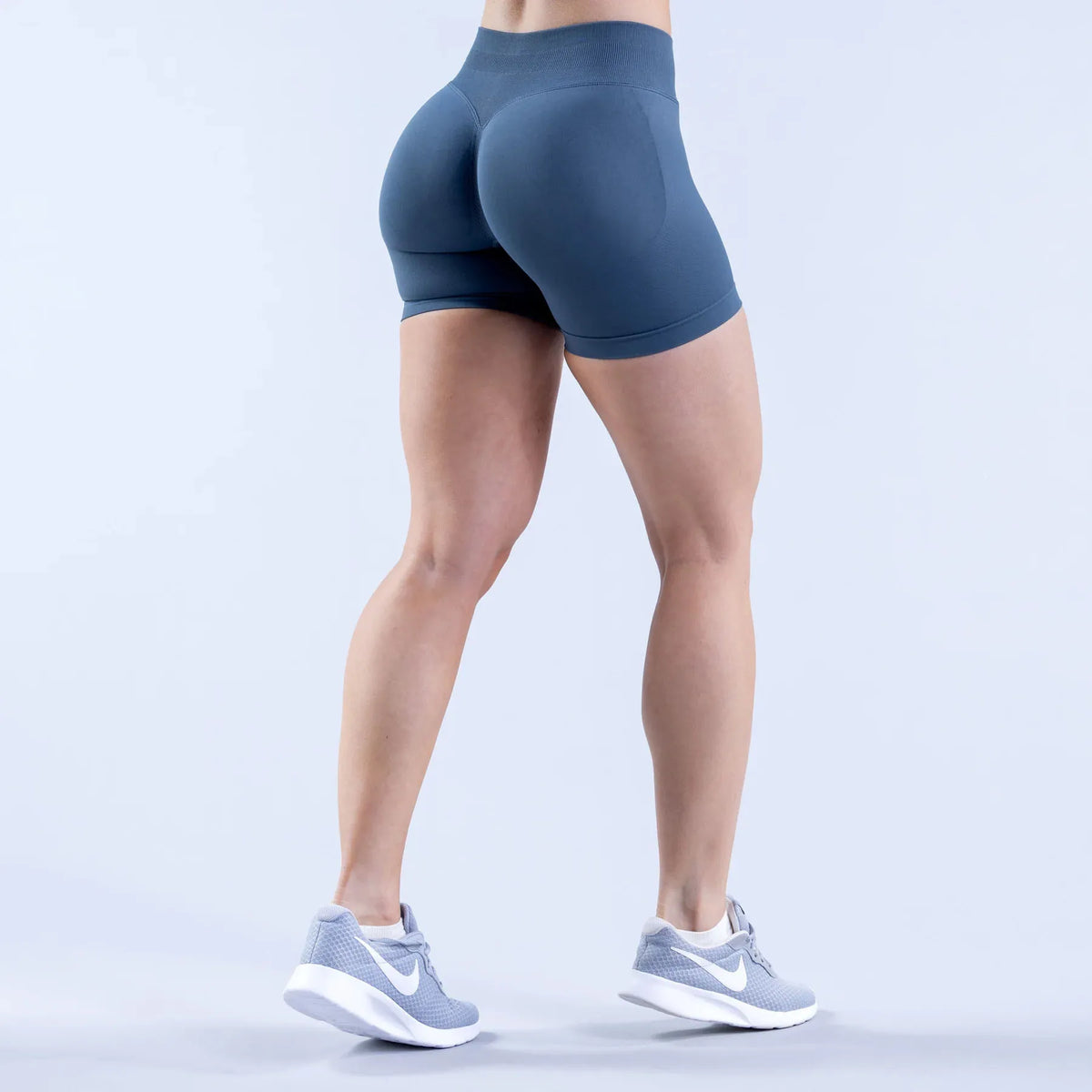 Seamless High-Waist Fitness Yoga Shorts – Butt-Lifting Gym Shorts for Women
