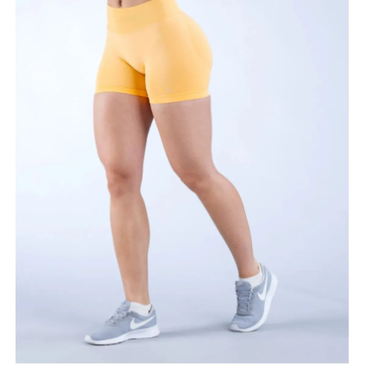 Seamless High-Waist Fitness Yoga Shorts – Butt-Lifting Gym Shorts for Women