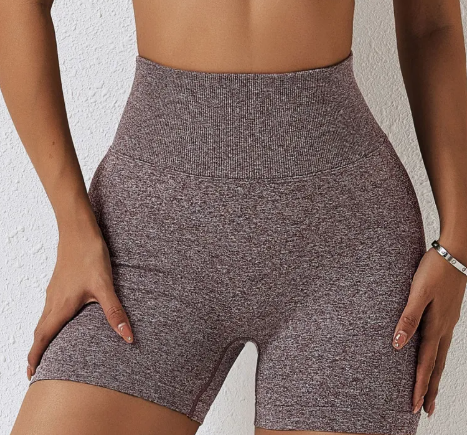 Seamless Butt-Lifting Yoga Shorts – High-Waist Gym Shorts for Women