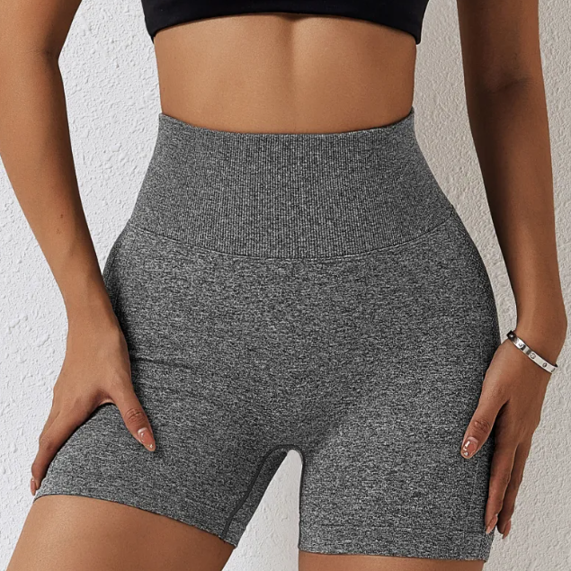 High-Comfort Seamless Yoga Shorts – Soft Gym Shorts for Women