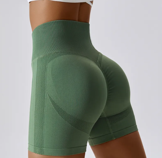 High-Comfort Seamless Yoga Shorts – Soft Gym Shorts for Women