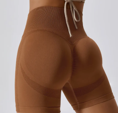 Seamless Butt-Lifting Yoga Shorts – High-Waist Gym Shorts for Women